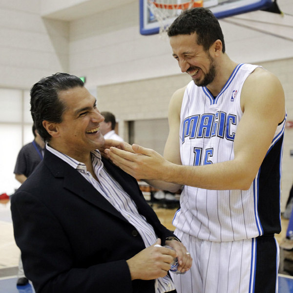 熊猫体育全球-奥兰多魔术训练开放日；冲刺阶段复出首秀引欢呼；法国杯在即；球队文化再被提及的简单介绍